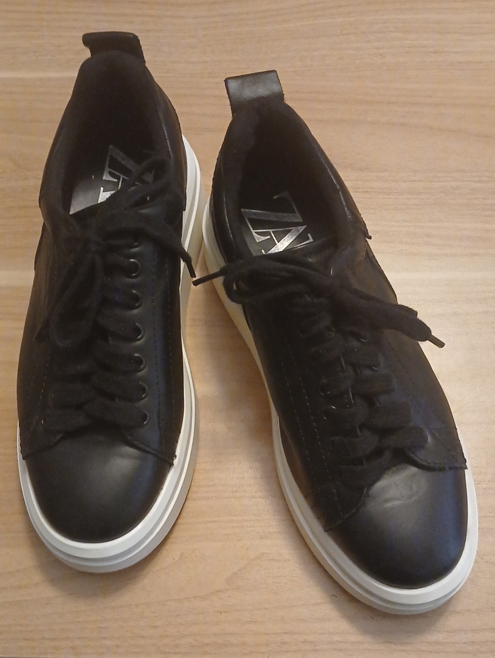 ZARA Black Leather Sneakers with White Platform Sole in Size 39